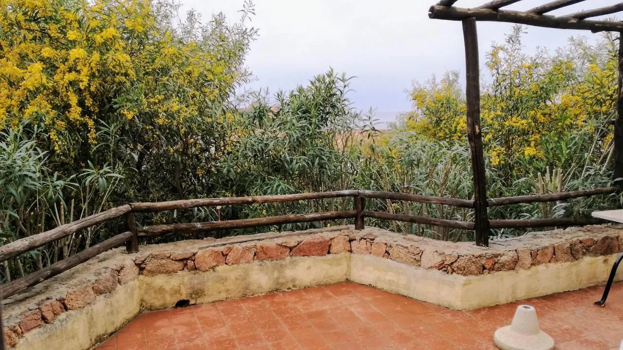 بيت للعطل Bouganville Residence ايزولا روسا إيطاليا