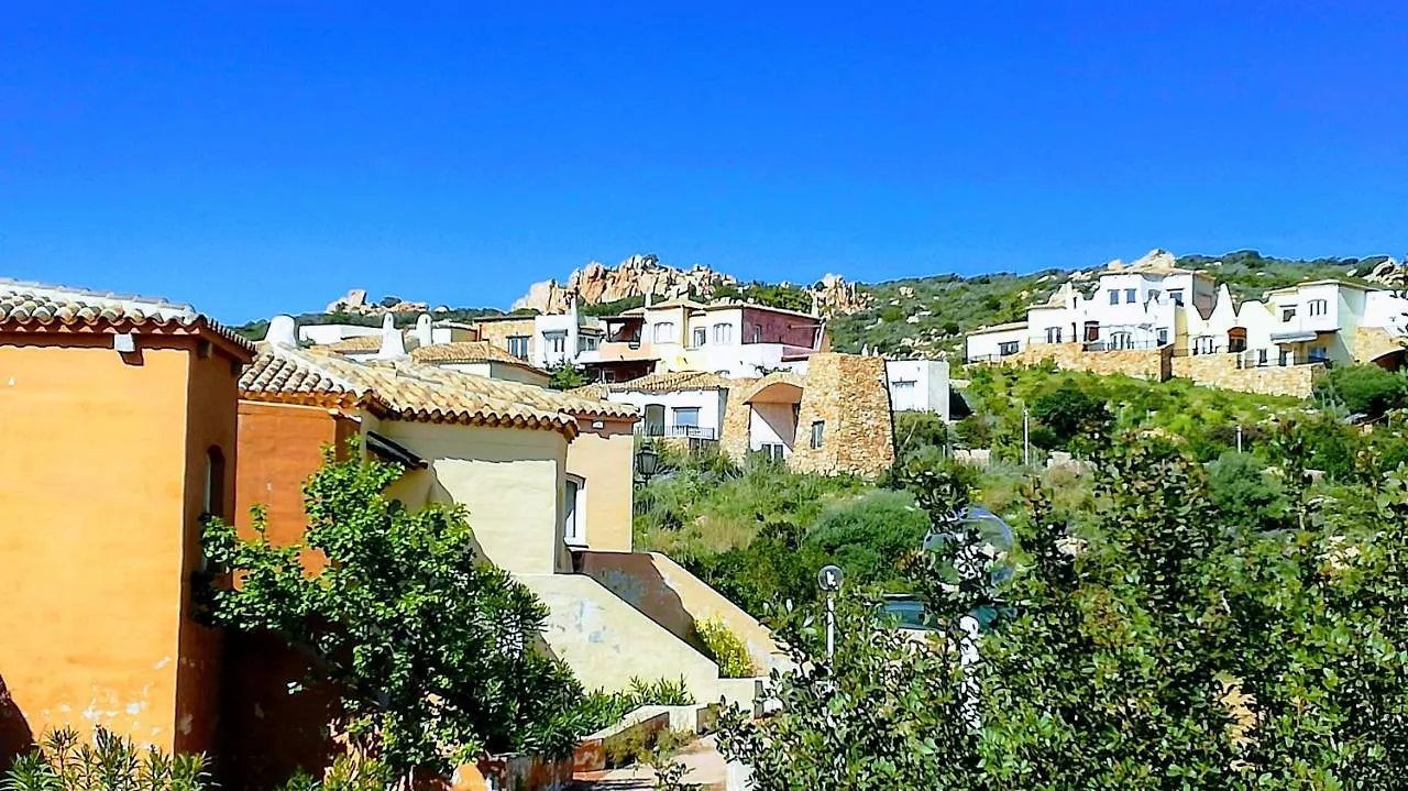 Bouganville Residence ايزولا روسا